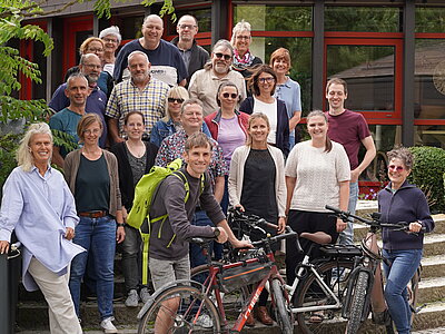 Gruppenfoto mit Teilnehmern des Stadtradelns